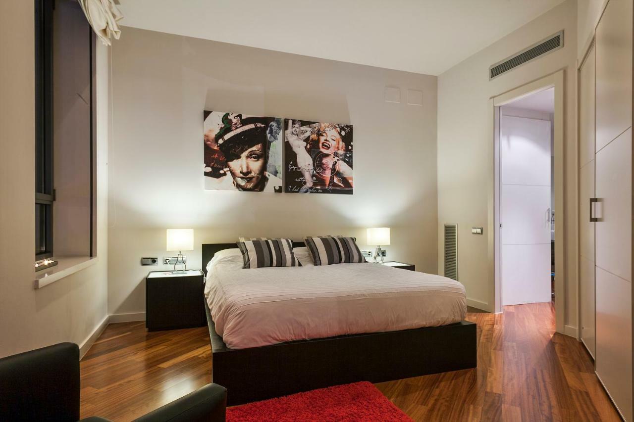 Uma Suites Passeig De Gracia 16 Barcelona Exterior foto